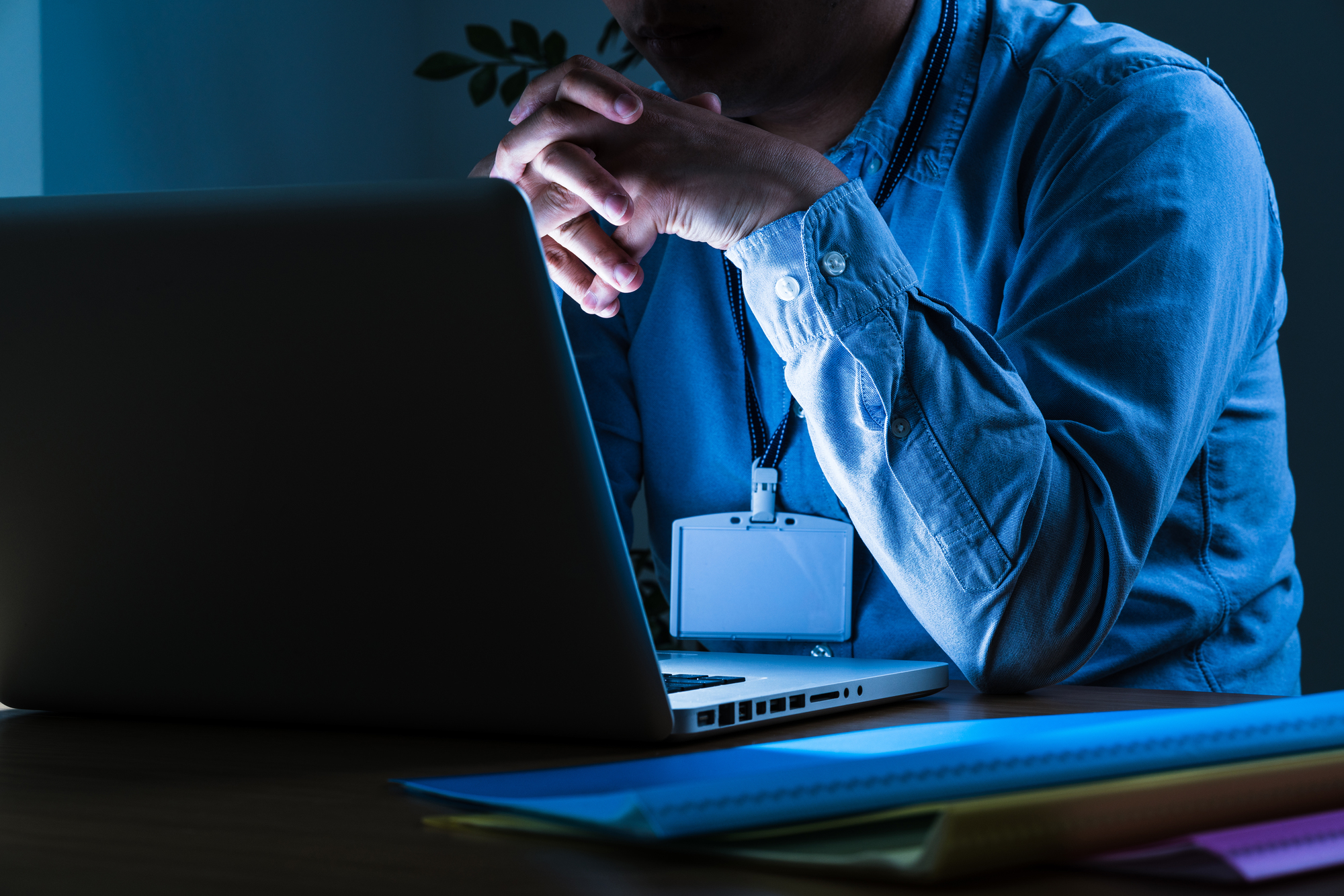 残業時間の上限規制とは？残業における企業側のリスクや対策方法を解説